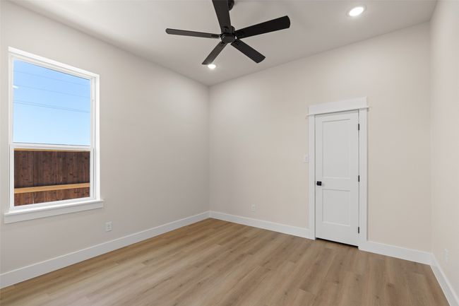 912 Tree Dr, House other with 3 bedrooms, 2 bathrooms and null parking in Granbury TX | Image 30