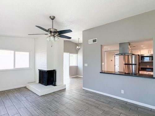 18-4202 N 27th St, Phoenix, AZ, 85016-5734 | Card Image