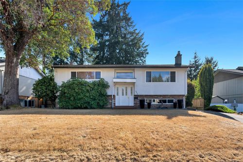 553 Acland Ave, Colwood, BC, V9C2N5 | Card Image