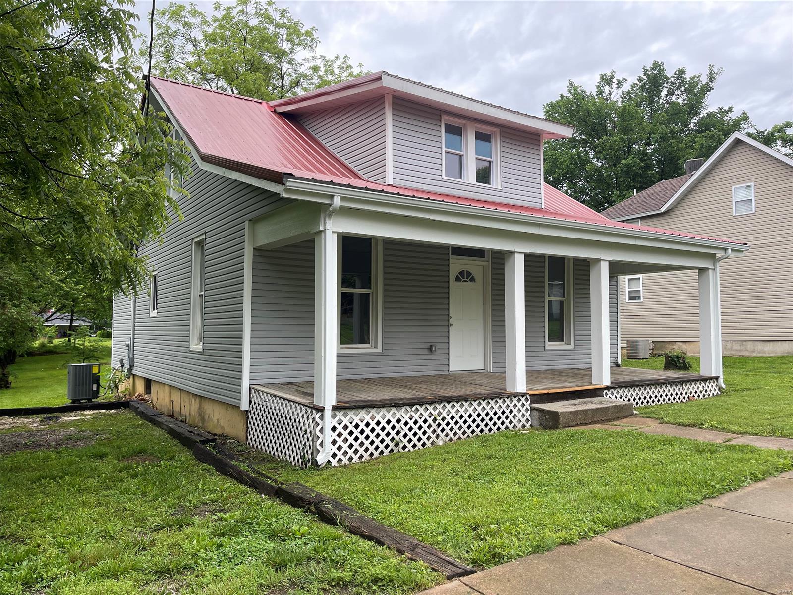 Jackson Ave, Lebanon, MO 65536