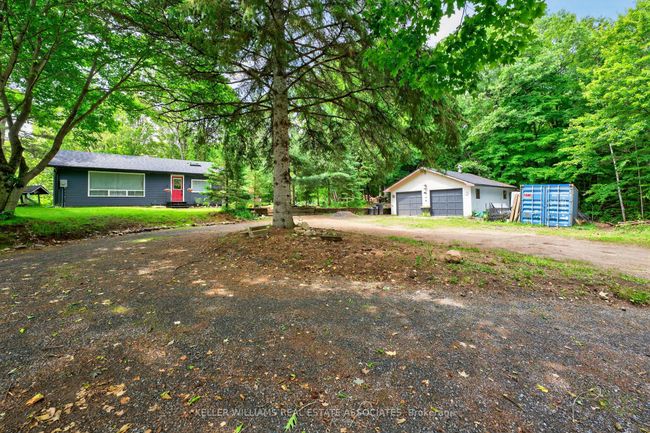 17377 35 Highway, House other with 3 bedrooms, 1 bathrooms and 8 parking in Algonquin Highlands ON | Image 4
