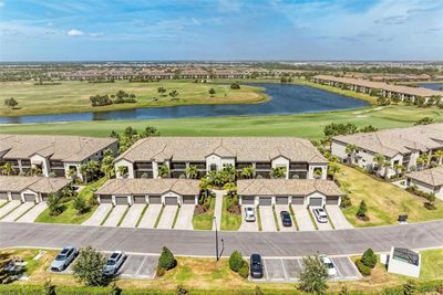 104 - 5674 Palmer Circle, Condo with 2 bedrooms, 2 bathrooms and null parking in Bradenton FL | Image 2