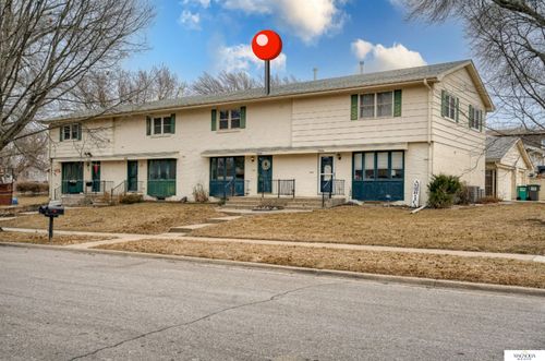 5424-5424 Canterbury Ln, Lincoln, NE, 68512-1628 | Card Image
