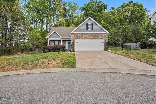 496 Quick Silver Dr, Winston-Salem, NC, 27127-8004 | Card Image