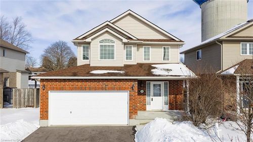 256 Charlotta St, Baden, ON, N3A4M8 | Card Image