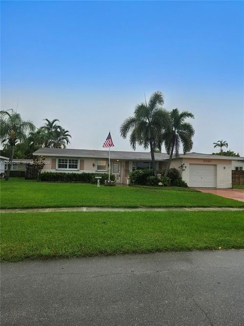 2030 Nw 88th Terrace, Pembroke Pines, FL, 33024 | Card Image