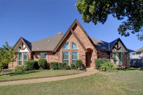 3532 Meadowside Dr, Bedford, TX, 76021-3545 | Card Image
