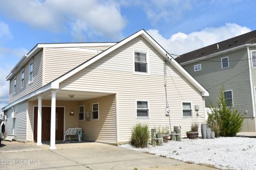 6 Lake Michigan Dr, LITTLE EGG HARBOR TWP, NJ, 08087-1607 | Card Image