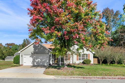 715 Swan Hill Ct, Fuquay-Varina, NC, 27526-7765 | Card Image