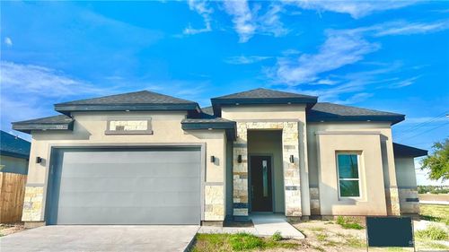 100 Brooks Cir S, La Feria, TX, 78559-2110 | Card Image