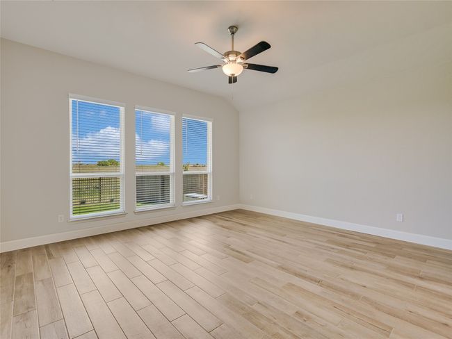 131 Plumbago Loop, House other with 3 bedrooms, 2 bathrooms and 4 parking in Bastrop TX | Image 12