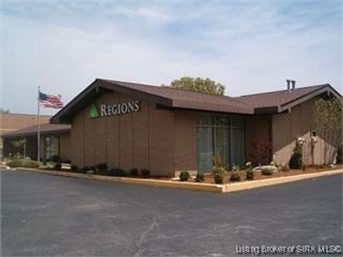 7950 Highway 135 Ne, New Salisbury, IN, 47161-7718 | Card Image