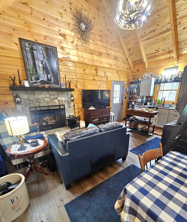 481 Clinch Dr, House other with 2 bedrooms, 1 bathrooms and null parking in Pounding Mill VA | Image 8