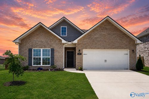 220 Irish Hill Dr, Meridianville, AL, 35759-3009 | Card Image