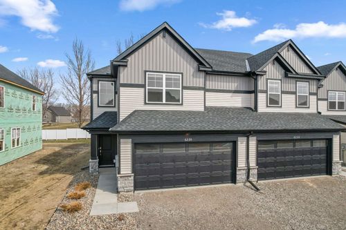 6220 205th St N, Forest Lake, MN, 55025-5005 | Card Image