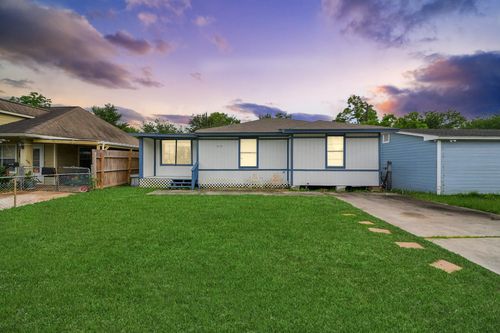 10118 Norvic St, Houston, TX, 77029-2543 | Card Image