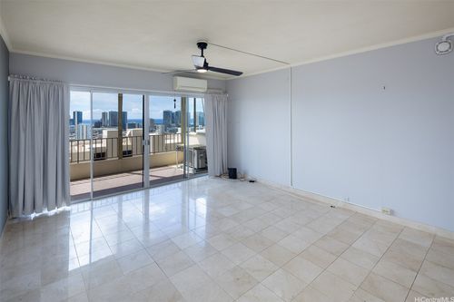 apt-902-1001 Wilder Ave, Honolulu, HI, 96822-2649 | Card Image