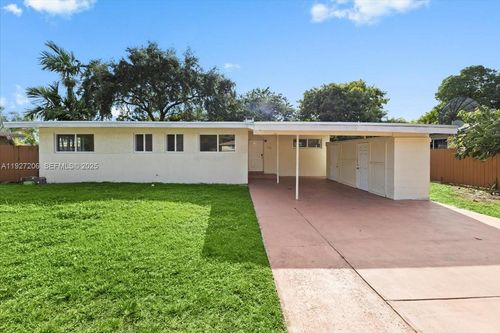 140 Nw 198th St, Miami Gardens, FL, 33169-3354 | Card Image