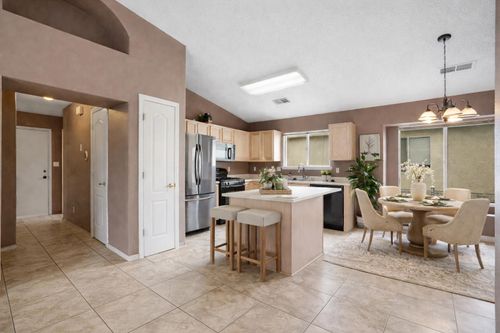 7701 Kentwood Ave Nw, Albuquerque, NM, 87114-4165 | Card Image