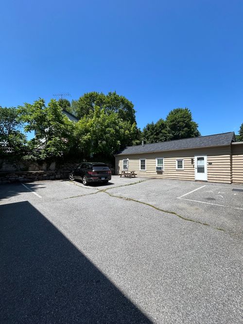 239 Main St, Killingly, CT, 06239-2816 | Card Image