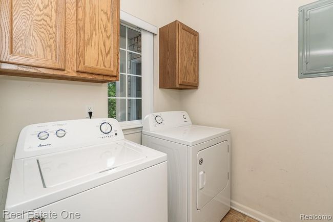 In-unit Laundry includes NEWER Washer & Dryer | Image 17