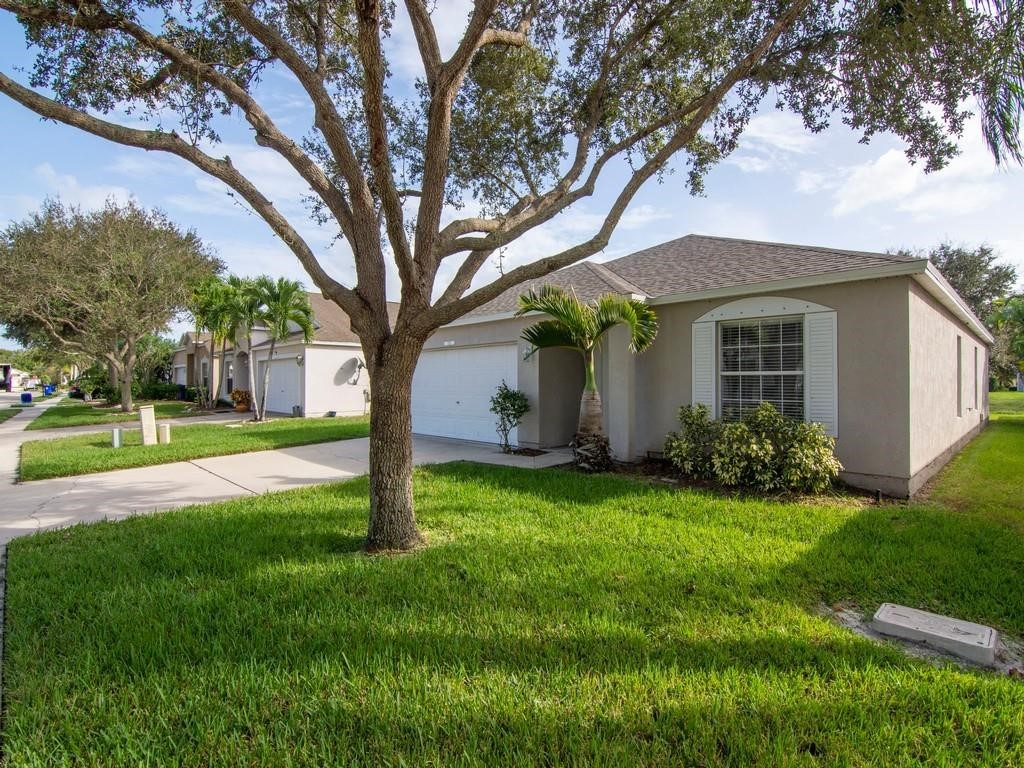 13th Sq, Vero Beach, FL 32960