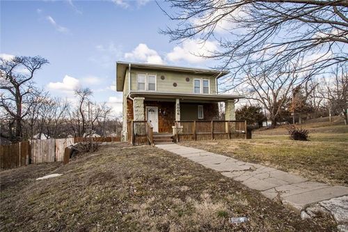 8506 Highland Ave, Kansas City, MO, 64131-2610 | Card Image