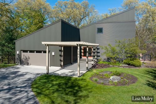 1304 Amelanchier Lane, Lowell Charter Township, MI, 49331 | Card Image