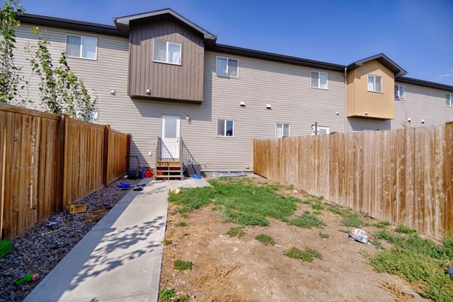 841 Greywolf Run N, Home with 3 bedrooms, 2 bathrooms and 2 parking in Lethbridge AB | Image 13