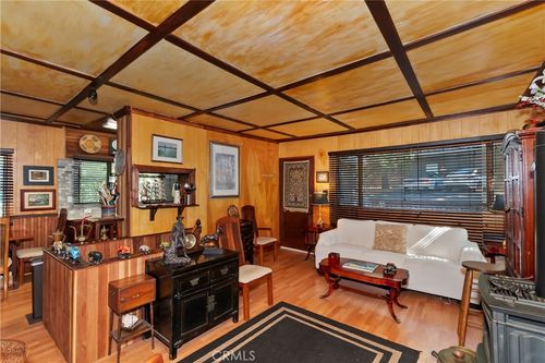 25118 Moon Dr, Crestline, CA, 92325-9466 | Card Image