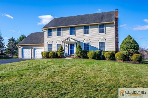 14 Wexford Dr, Monmouth Junction, NJ, 08852-2711 | Card Image