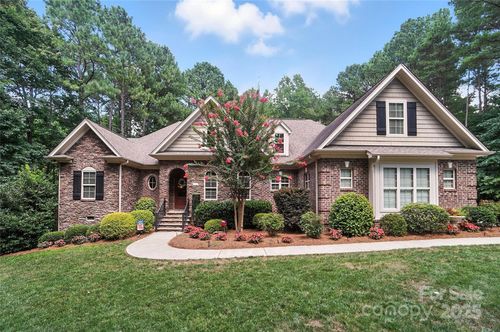 4642 Gold Finch Dr, Denver, NC, 28037-8469 | Card Image