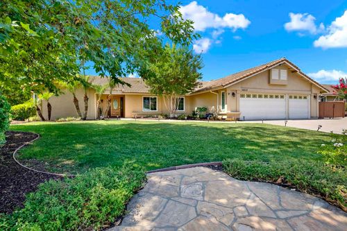 14012 Valley Springs Rd, Poway, CA, 92064 | Card Image