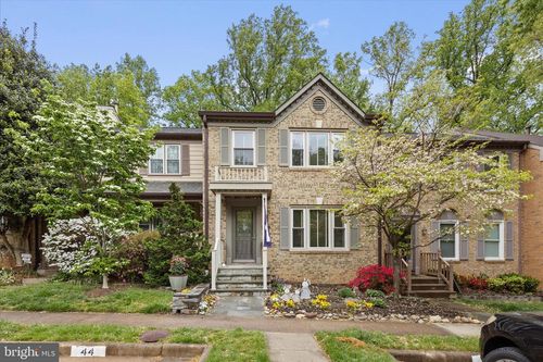 12516 Sweet Leaf Ter, FAIRFAX, VA, 22033-2461 | Card Image