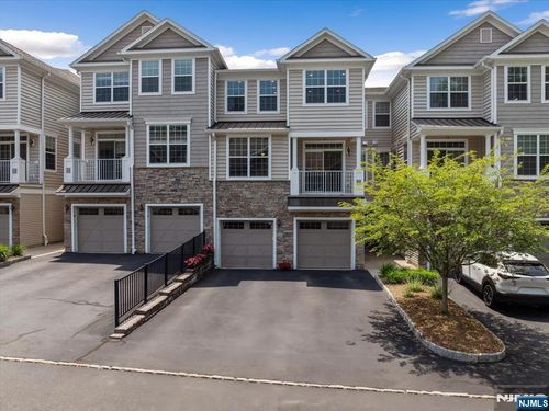 73 Autumn Way, Montvale, NJ, 07645-1794 | Card Image
