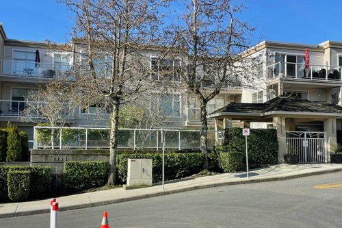 204-1153 Vidal St, White Rock, BC, V4B3T4 | Card Image