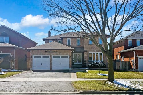 22 Winter Court, Whitby, ON, L1N8Y2 | Card Image