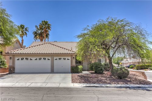 677 Quiet Stream Ct, Henderson, NV, 89052-2812 | Card Image