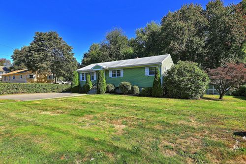 245 Woodruff Rd, Milford, CT, 06461-2232 | Card Image