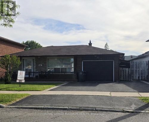 4254 Brandon Gate Drive, Mississauga (Malton), ON, L4T3K4 | Card Image