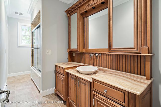 17 Raintree Ct, House other with 5 bedrooms, 5 bathrooms and null parking in Holmdel NJ | Image 23