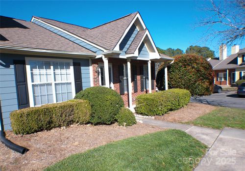 9112 Four Mile Creek Rd, Charlotte, NC, 28277-9034 | Card Image