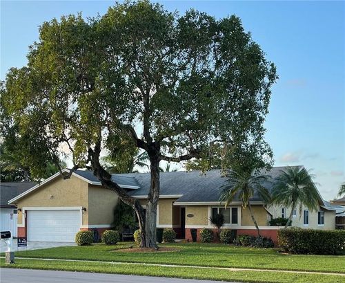 8581 Sw 27th Pl, Davie, FL, 33328-1650 | Card Image