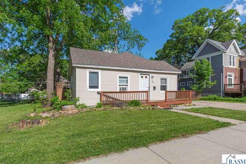 109 Florence Street, Mankato, MN, 56001 | Card Image