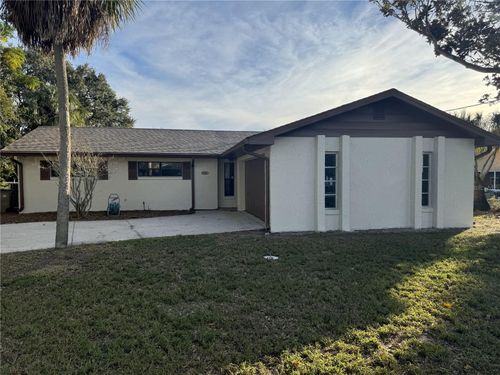 5226 Fredrick Road, Fruitland Park, FL, 34731 | Card Image