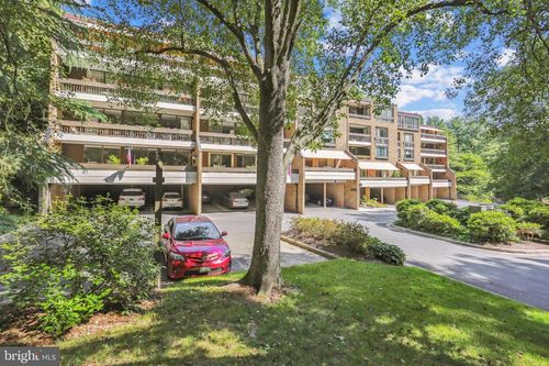 13-103-4974 Sentinel Dr, BETHESDA, MD, 20816-3597 | Card Image