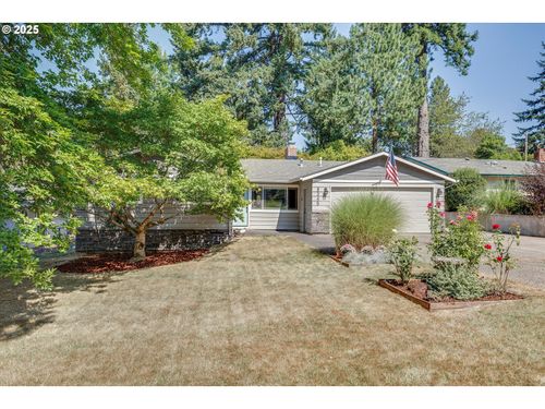 8345 Sw Mapleleaf St, Portland, OR, 97223-8823 | Card Image