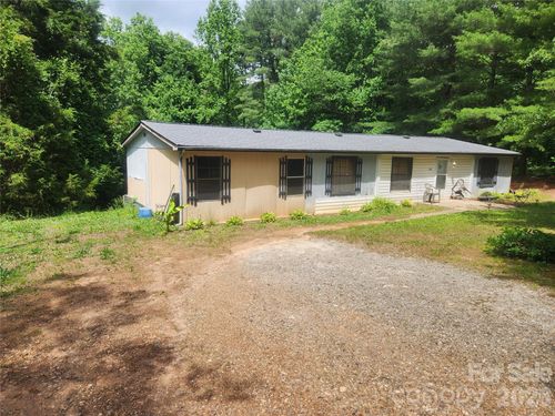 135 Watson Avenue, Taylorsville, NC, 28681 | Card Image