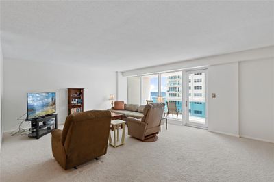 509 - 3430 Galt Ocean Dr, Condo with 2 bedrooms, 2 bathrooms and null parking in Fort Lauderdale FL | Image 3