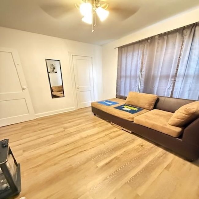627 - 625 E Pipkin St, House other with 2 bedrooms, 1 bathrooms and null parking in Beaumont TX | Image 8